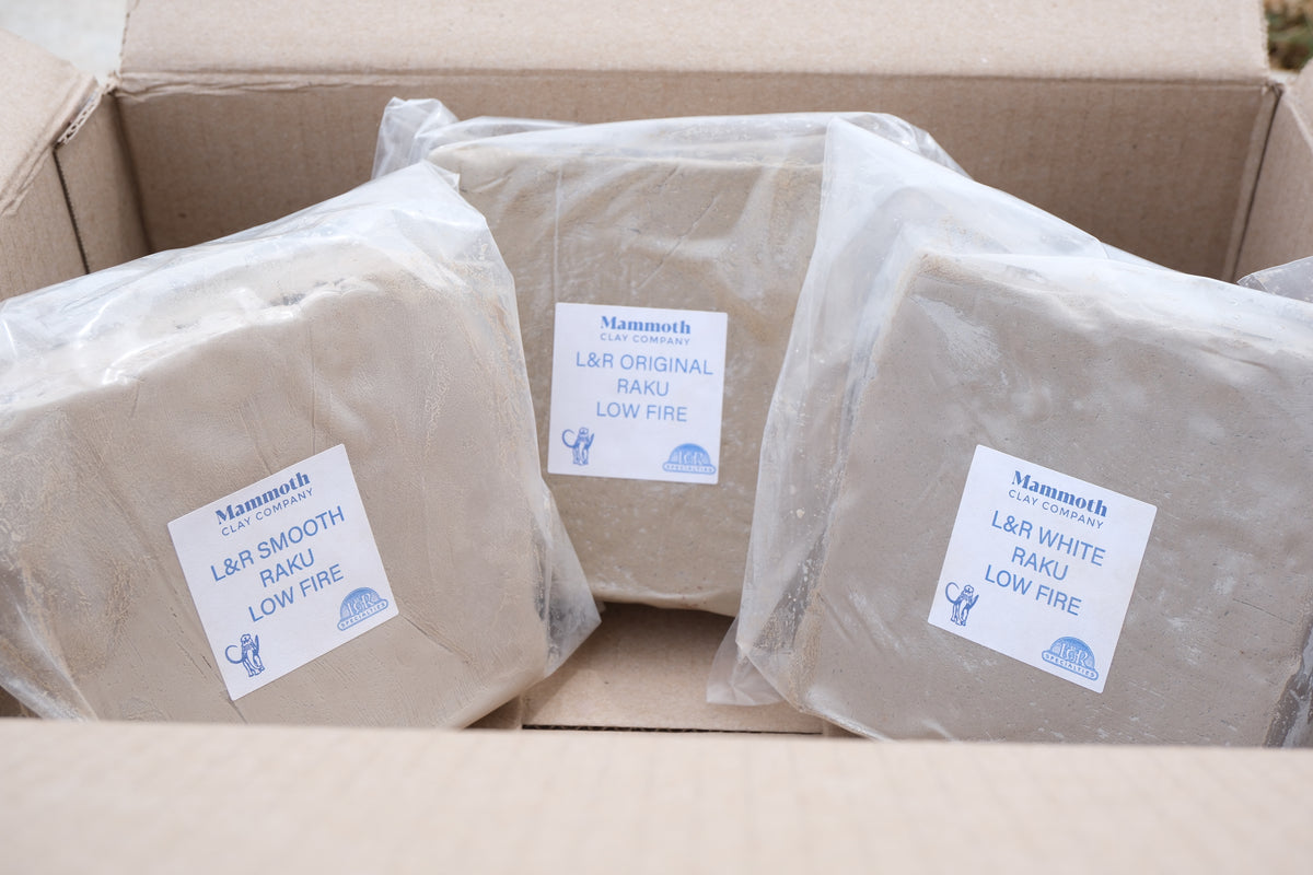 Mammoth Moist Clay Flight Box