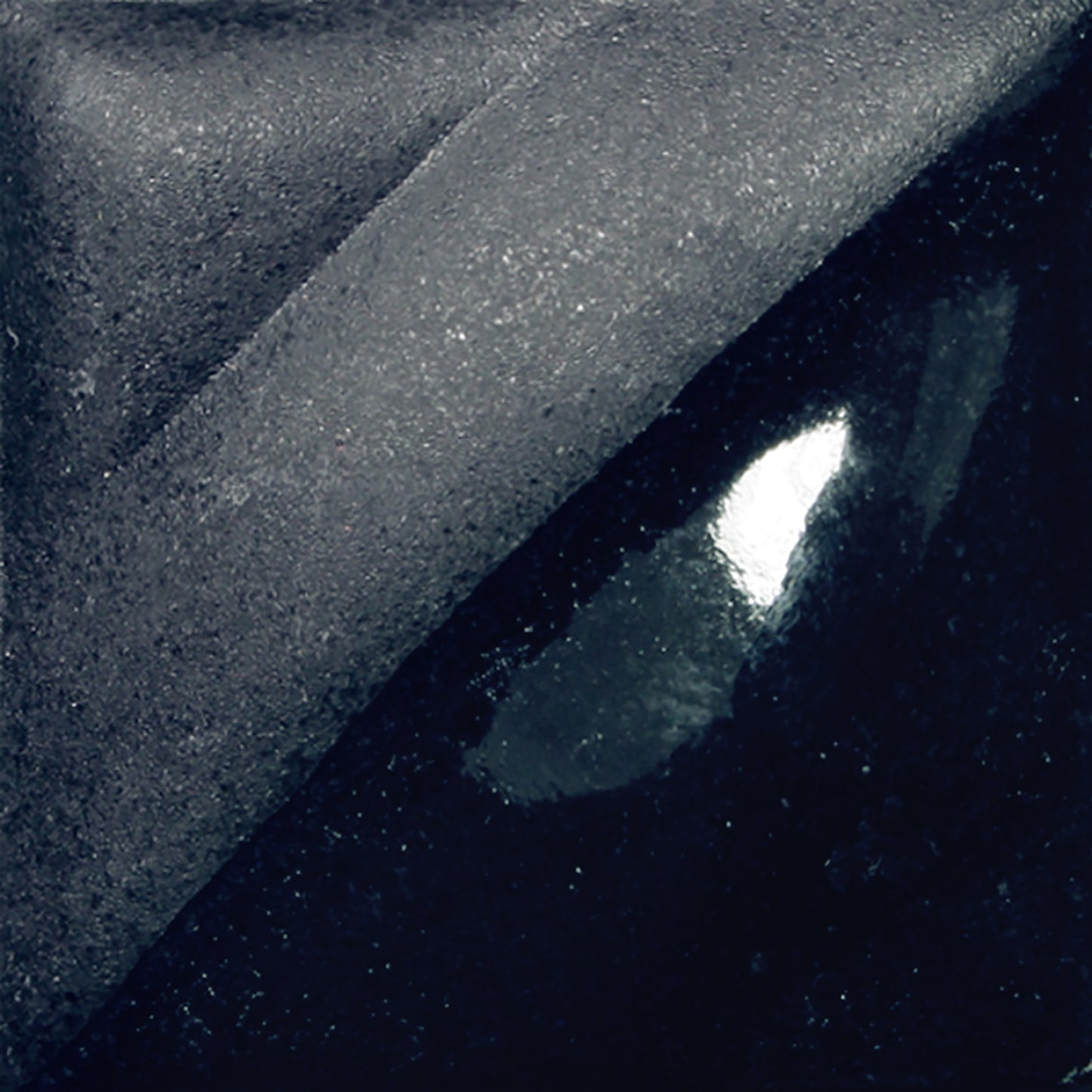 Velour Black V-370 - AMACO Velvet Underglaze - Pint